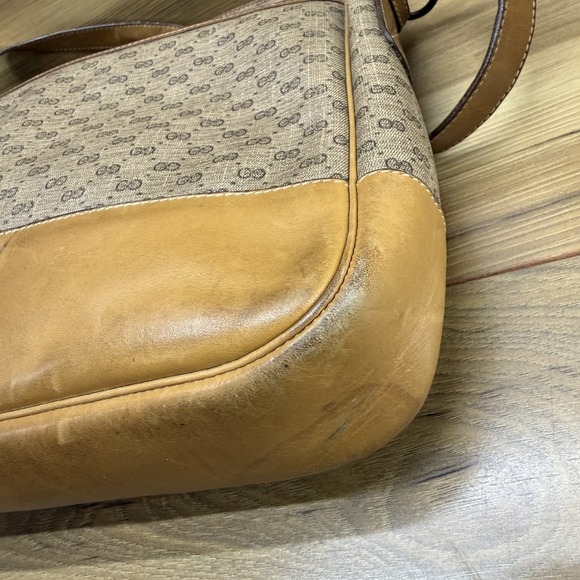 GUCCI Vintage Monogram Large Zip Shoulder Bag Canvas And Leather Trim - Picture 9 of 16